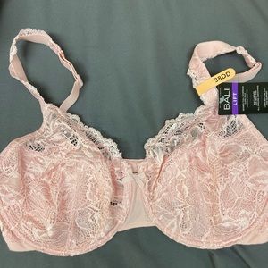 38DD Bali lace bra